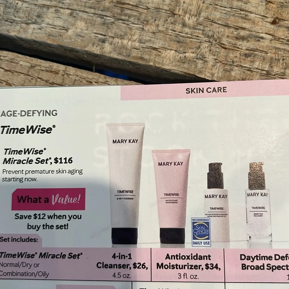 New In Box Mary Kay Timewise 4-in-1 Cleanser. 4.5 oz. - Picture 4 of 4